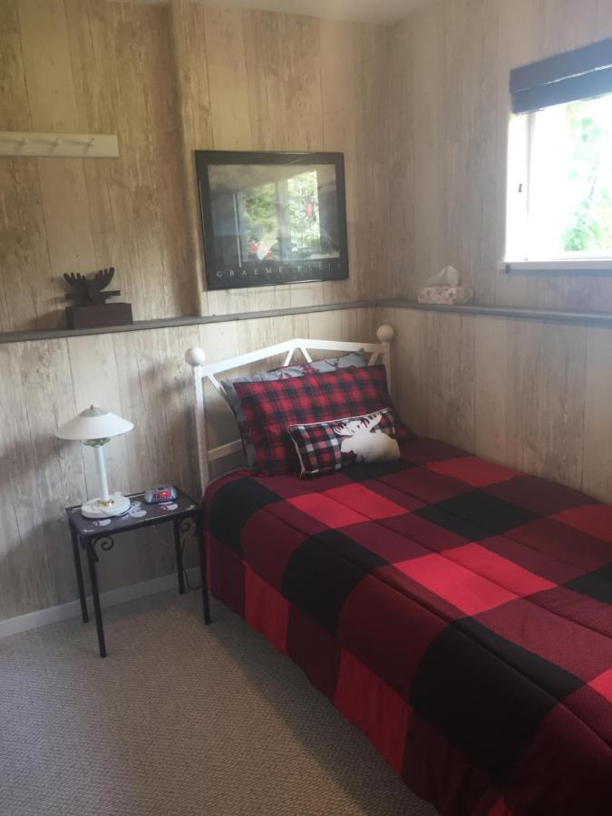 Silvern Lake Trail Bed And Breakfast Smithers Dış mekan fotoğraf