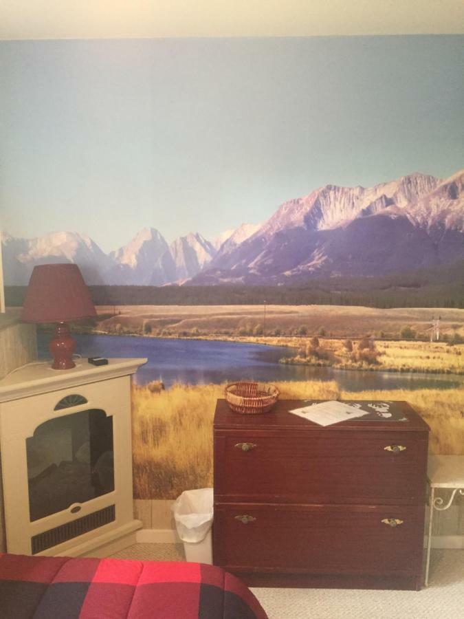 Silvern Lake Trail Bed And Breakfast Smithers Dış mekan fotoğraf